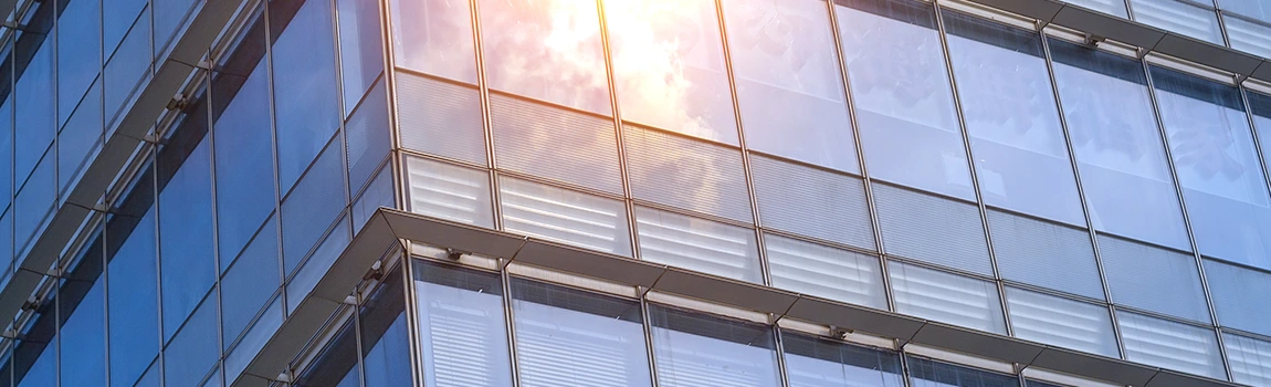 UV-Resistant Glass Experts&nbsp;in Lealman, FL